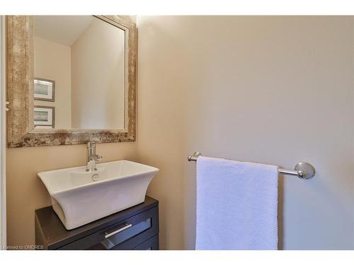 2432 Baintree Crescent, Oakville, ON - Indoor Photo Showing Bathroom