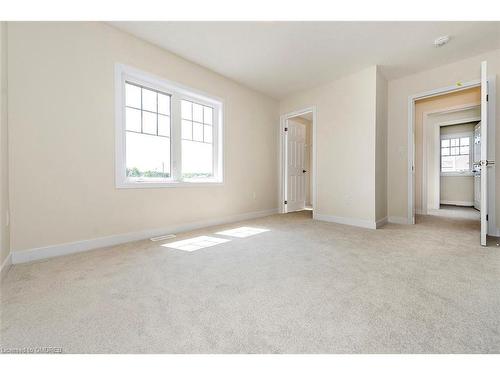 149 Higgins Avenue, Thorold, ON - Indoor Photo Showing Other Room