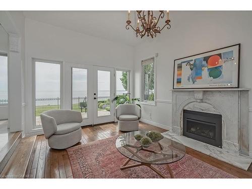 3286 Shelburne Place, Oakville, ON - Indoor Photo Showing Living Room With Fireplace