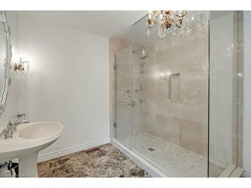 3286 Shelburne Place, Oakville, ON - Indoor Photo Showing Bathroom