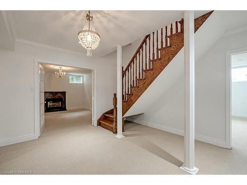 3286 Shelburne Place, Oakville, ON - Indoor Photo Showing Other Room