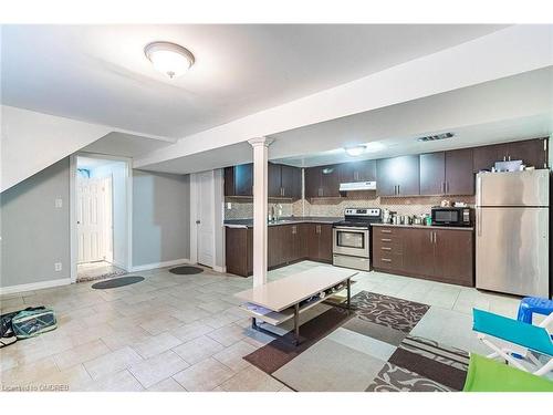 9 Seguin Court, Etobicoke, ON - Indoor Photo Showing Kitchen