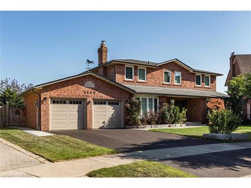 1440 Ivy Court, Oakville, ON - Outdoor With Facade