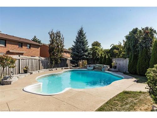 1440 Ivy Court, Oakville, ON - Outdoor With In Ground Pool With Backyard