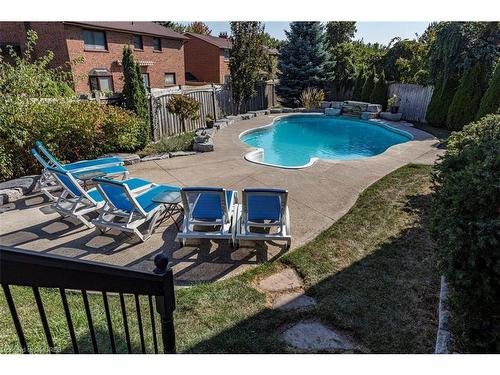 1440 Ivy Court, Oakville, ON - Outdoor With In Ground Pool With Backyard