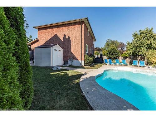 1440 Ivy Court, Oakville, ON - Outdoor With In Ground Pool