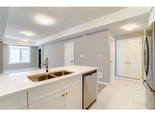 120 Wheat Lane, Kitchener, ON - Indoor Photo Showing Kitchen With Double Sink