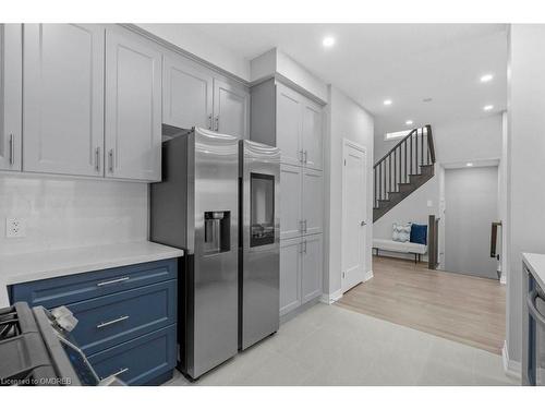 161 Cittadella Boulevard, Hamilton, ON - Indoor Photo Showing Kitchen