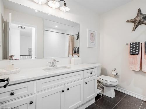 3357 Carding Mill Trail Trail, Oakville, ON - Indoor Photo Showing Bathroom