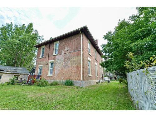 9 Simcoe Street, Lindsay, ON 