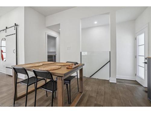 214 Lakewood Drive, Oakville, ON - Indoor Photo Showing Dining Room