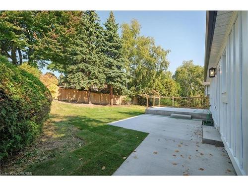 214 Lakewood Drive, Oakville, ON - Outdoor