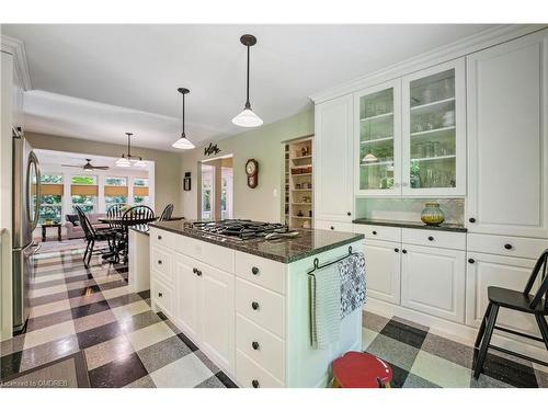 8181 Indian Trail, Eramosa, ON - Indoor Photo Showing Kitchen