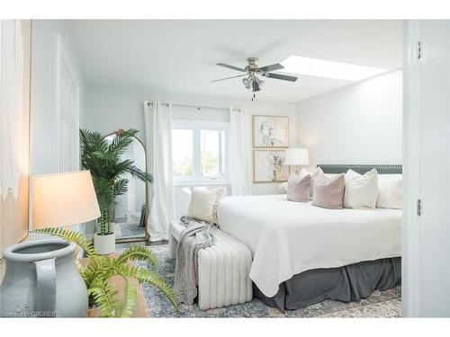 4 Lowrie Lane, Eden Mills, ON - Indoor Photo Showing Bedroom