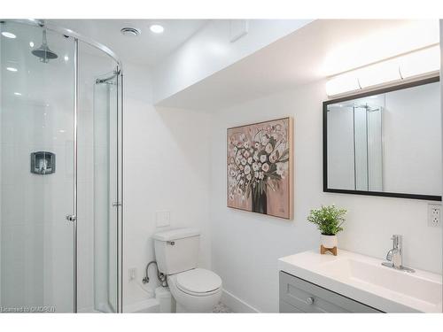 4 Lowrie Lane, Eden Mills, ON - Indoor Photo Showing Bathroom