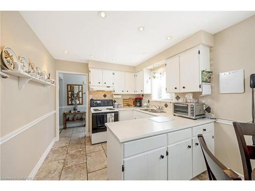 6356 Chaumont Crescent, Mississauga, ON - Indoor Photo Showing Kitchen