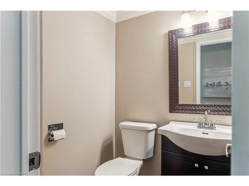 17-415 River Oaks Boulevard W, Oakville, ON - Indoor Photo Showing Bathroom