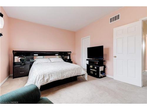 2383 Copperwood Drive, Oakville, ON - Indoor Photo Showing Bedroom