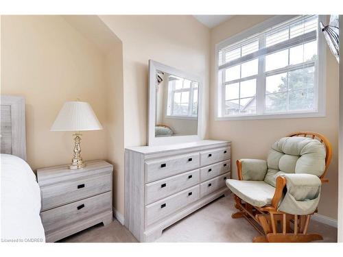 2383 Copperwood Drive, Oakville, ON - Indoor Photo Showing Bedroom