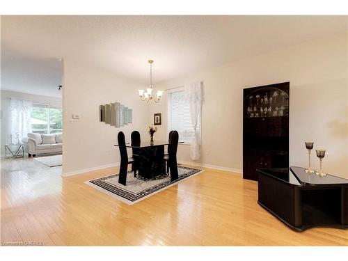 2383 Copperwood Drive, Oakville, ON - Indoor Photo Showing Living Room