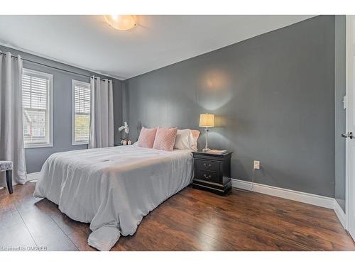 3035 Dewridge Avenue, Oakville, ON - Indoor Photo Showing Bedroom