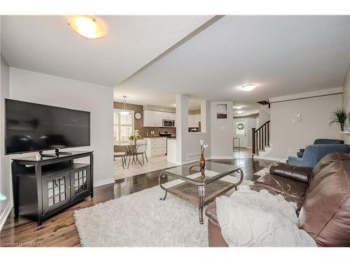 50 Wilkie Crescent, Guelph, ON - Indoor Photo Showing Living Room