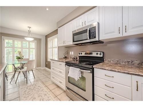 50 Wilkie Crescent, Guelph, ON - Indoor Photo Showing Kitchen