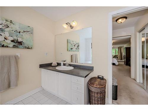 126 Howell Road, Oakville, ON - Indoor Photo Showing Bathroom