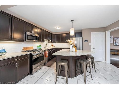 8 Seafair Crescent, Brampton, ON - Indoor Photo Showing Kitchen With Stainless Steel Kitchen With Upgraded Kitchen