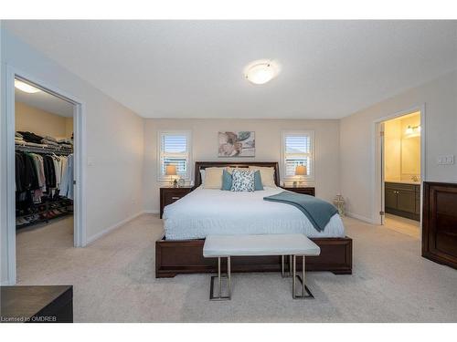 8 Seafair Crescent, Brampton, ON - Indoor Photo Showing Bedroom