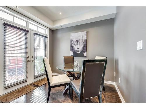 2421 Greenwich Drive, Oakville, ON - Indoor Photo Showing Dining Room