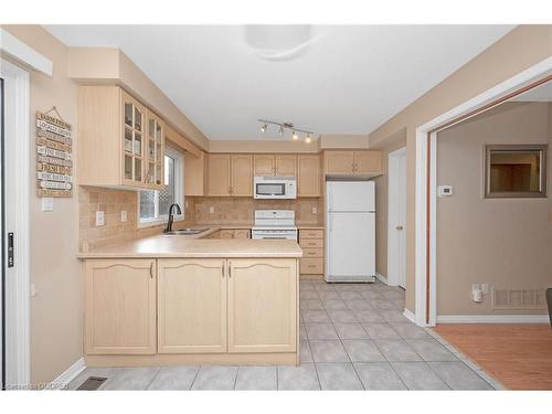 2189 Shorncliffe Boulevard, Oakville, ON - Indoor Photo Showing Kitchen With Double Sink