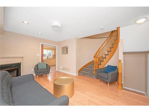 2189 Shorncliffe Boulevard, Oakville, ON - Indoor Photo Showing Living Room With Fireplace