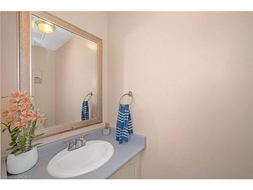 2189 Shorncliffe Boulevard, Oakville, ON - Indoor Photo Showing Bathroom