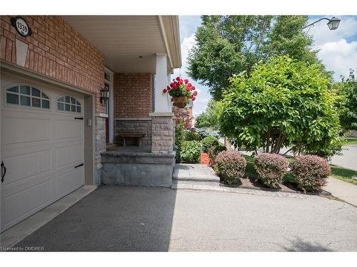 1339 Marshall Crescent, Milton, ON - Outdoor