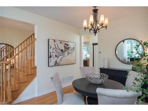 1339 Marshall Crescent, Milton, ON - Indoor Photo Showing Dining Room