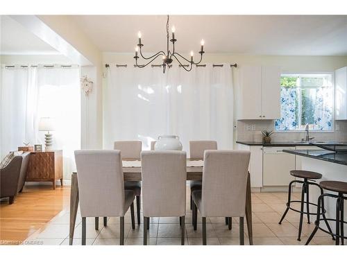 1339 Marshall Crescent, Milton, ON - Indoor Photo Showing Dining Room