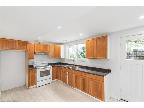 45 Acadia Crescent, St. Catharines, ON - Indoor Photo Showing Kitchen With Double Sink