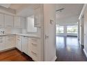 401-1177 Yonge Street, Toronto, ON  - Indoor Photo Showing Kitchen 