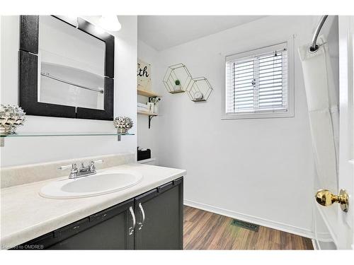 192 Morris Street, Carleton Place, ON - Indoor Photo Showing Bathroom