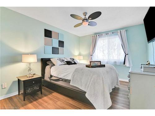 192 Morris Street, Carleton Place, ON - Indoor Photo Showing Bedroom