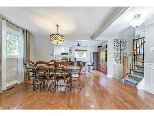 2489 Yarmouth Crescent, Oakville, ON - Indoor Photo Showing Dining Room