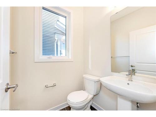 59 Downriver Drive, Welland, ON - Indoor Photo Showing Bathroom