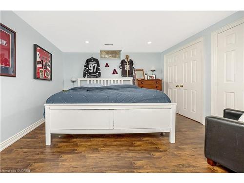 291 Randall Crescent, Milton, ON - Indoor Photo Showing Bedroom