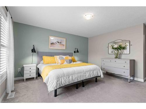 78 Leeson Street Street N, Grand Valley, ON - Indoor Photo Showing Bedroom