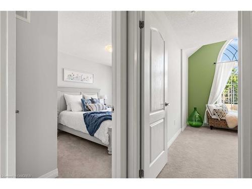 78 Leeson Street Street N, Grand Valley, ON - Indoor Photo Showing Bedroom