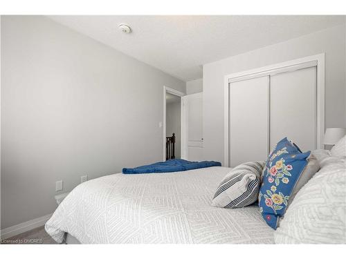 78 Leeson Street Street N, Grand Valley, ON - Indoor Photo Showing Bedroom