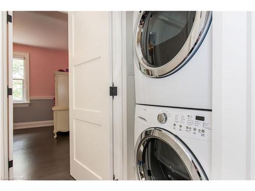 36 Cumberland Drive, Mississauga, ON - Indoor Photo Showing Laundry Room