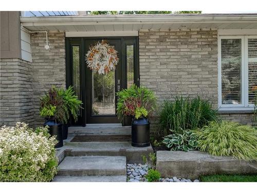 2482 Waterford Street, Oakville, ON - Outdoor