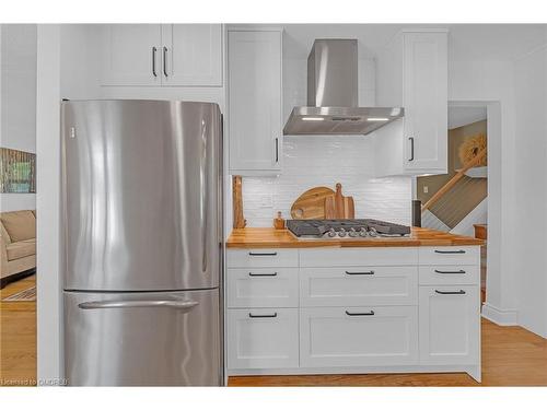 2482 Waterford Street, Oakville, ON - Indoor Photo Showing Kitchen